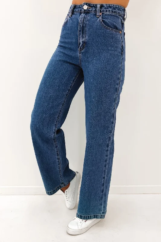 A 94 High & Wide Jean Sofia Chic Ripped Jeans