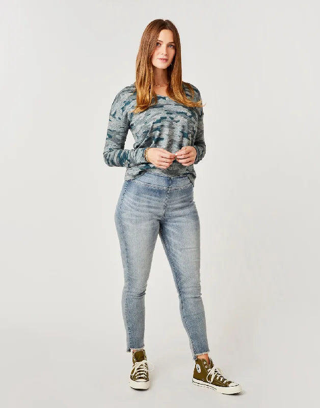 Alma Jean : Favorite Fade Trendy Pleated Waist Jeans