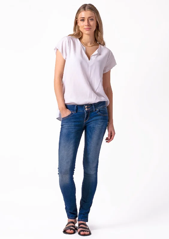 Molly Heal Low Rise Slim Jean Chic Faded Blue Jeans